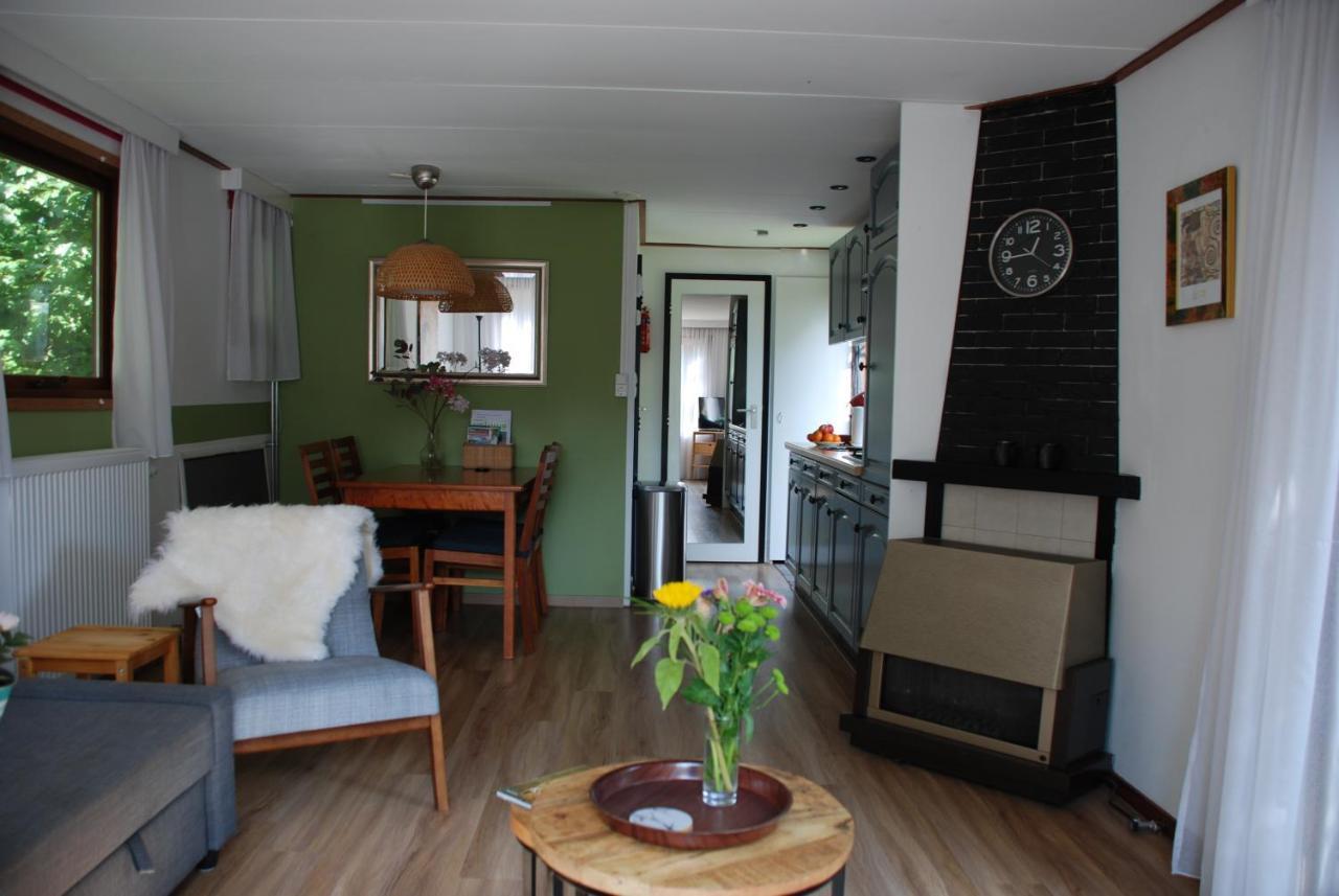 הוילה פוטן Charmant Chalet Op Een Bospark Op De Veluwe מראה חיצוני תמונה